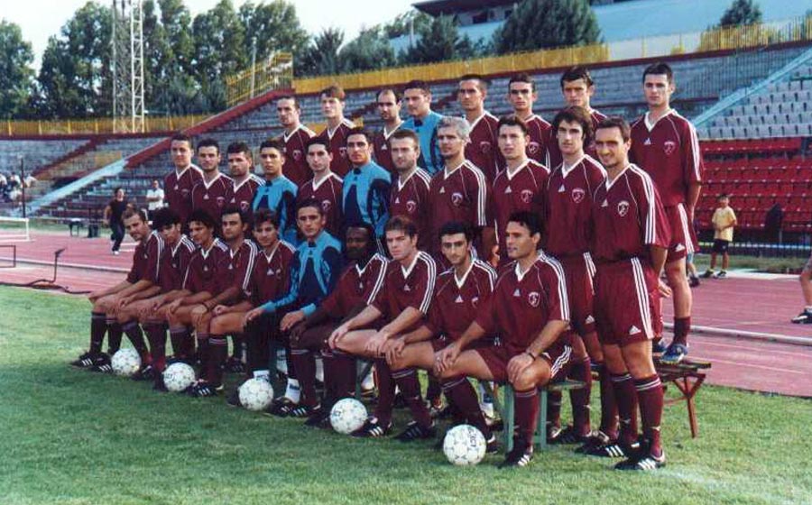 ΑΕΛ ΟΜΑΔΑ 1999-2000