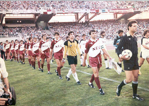 ΑΕΛ ΚΥΠΕΛΛΟΥΧΟΣ 1985