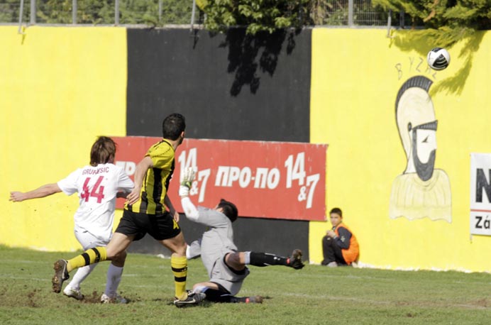 ΒΥΖΑΣ ΜΕΓΑΡΩΝ-ΑΕΛ 1-0 (19.03.2012)